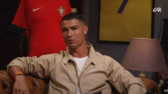 Ronaldo gây tranh cãi với tuyên bố muốn ghi 1.000 bàn thắng, nhưng phải có bằng chứng - Ảnh 1.